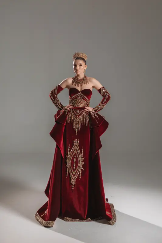 Kat Kat Kloş Etekli, Bedeni Korsaj, Payet Dantelli Abiye Model